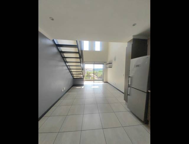 2 BEDROOM APARTMENT FOR SALE IN LONEHILL